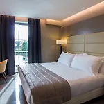 Forum 4*