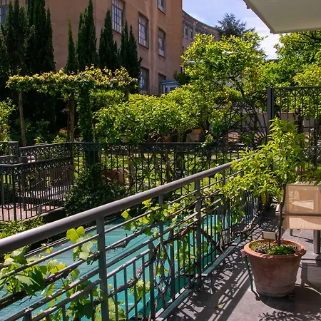 Hotel Forum 4*