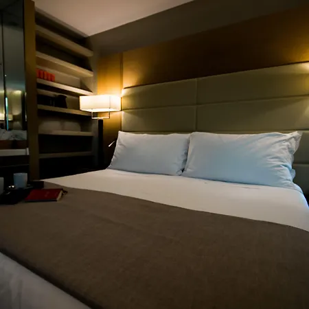Forum Hotel 4*
