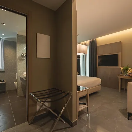 Hotel Forum 4*