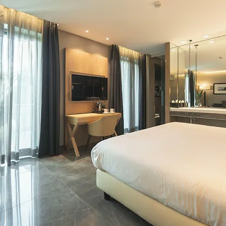 Forum Hotel 4*
